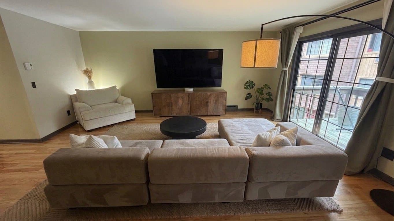 Stamford Condo: 197 Bridge St
