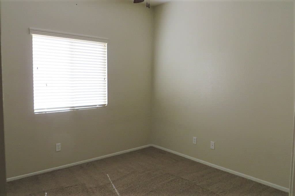 Victorville House: 13293 Marshwood St