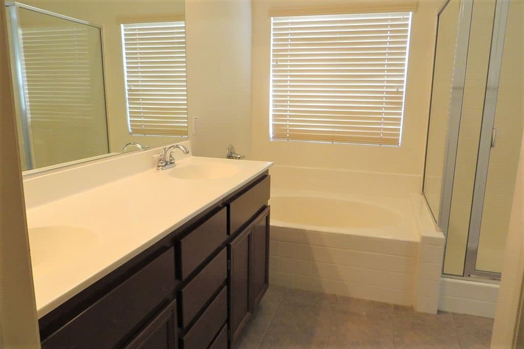 Victorville House: 13293 Marshwood St