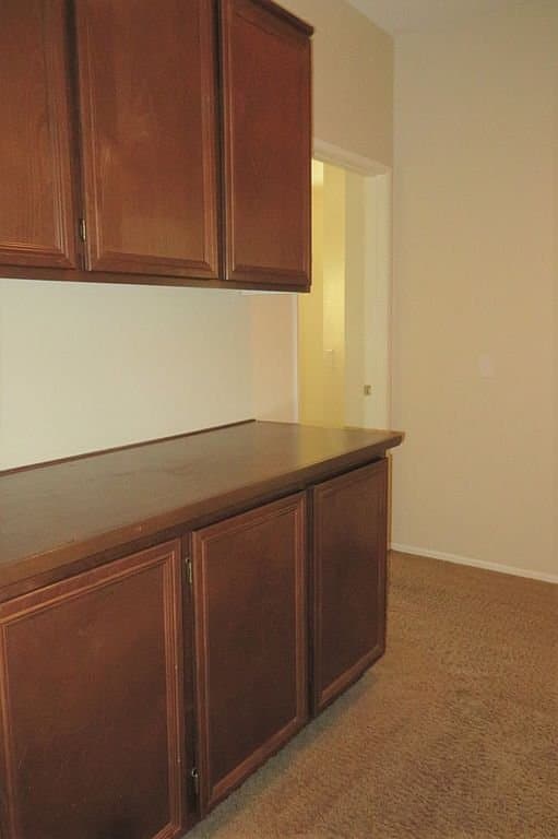 Victorville House: 13293 Marshwood St