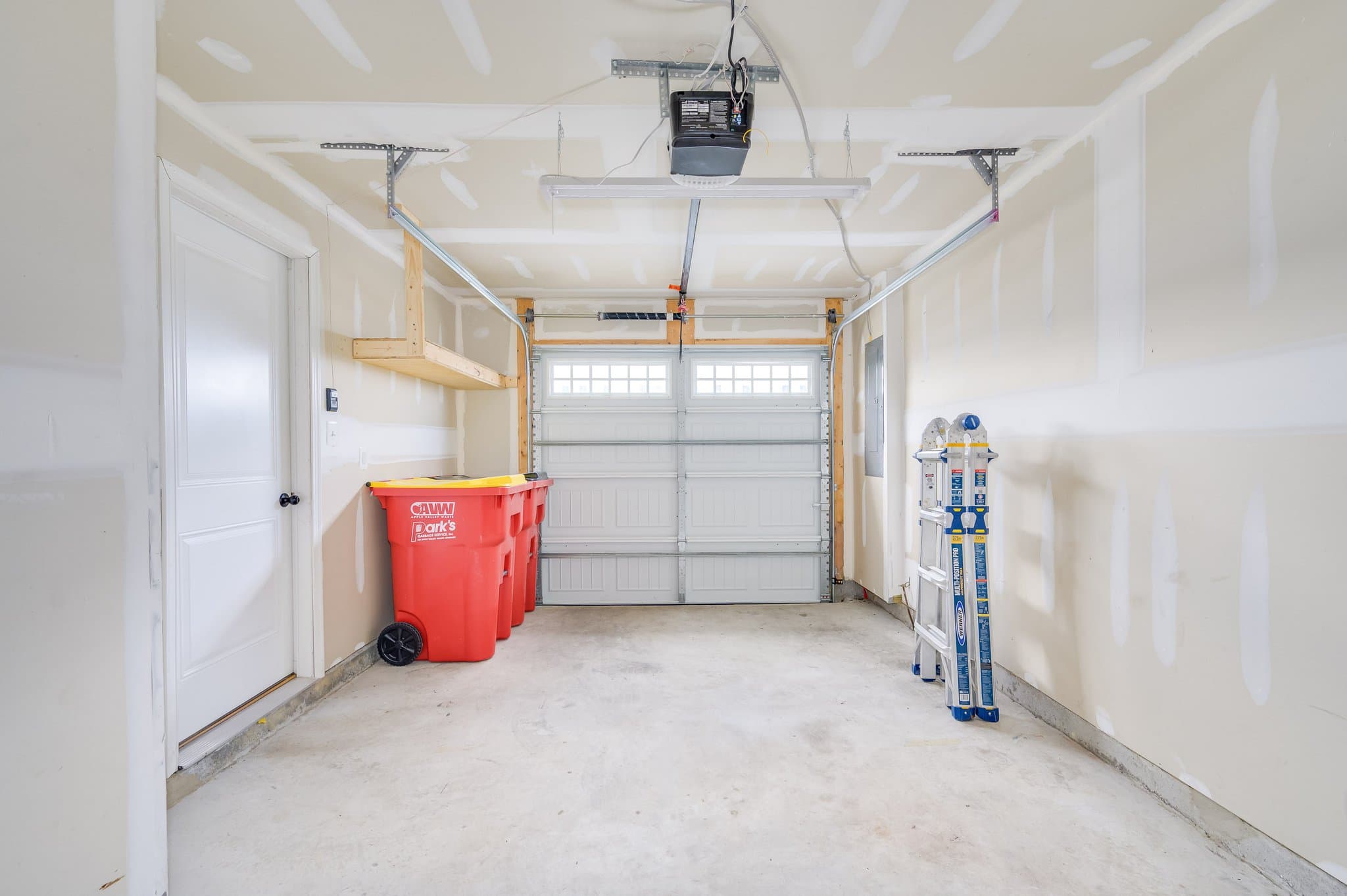 Inwood Townhome: 52 Shubunkin Rd