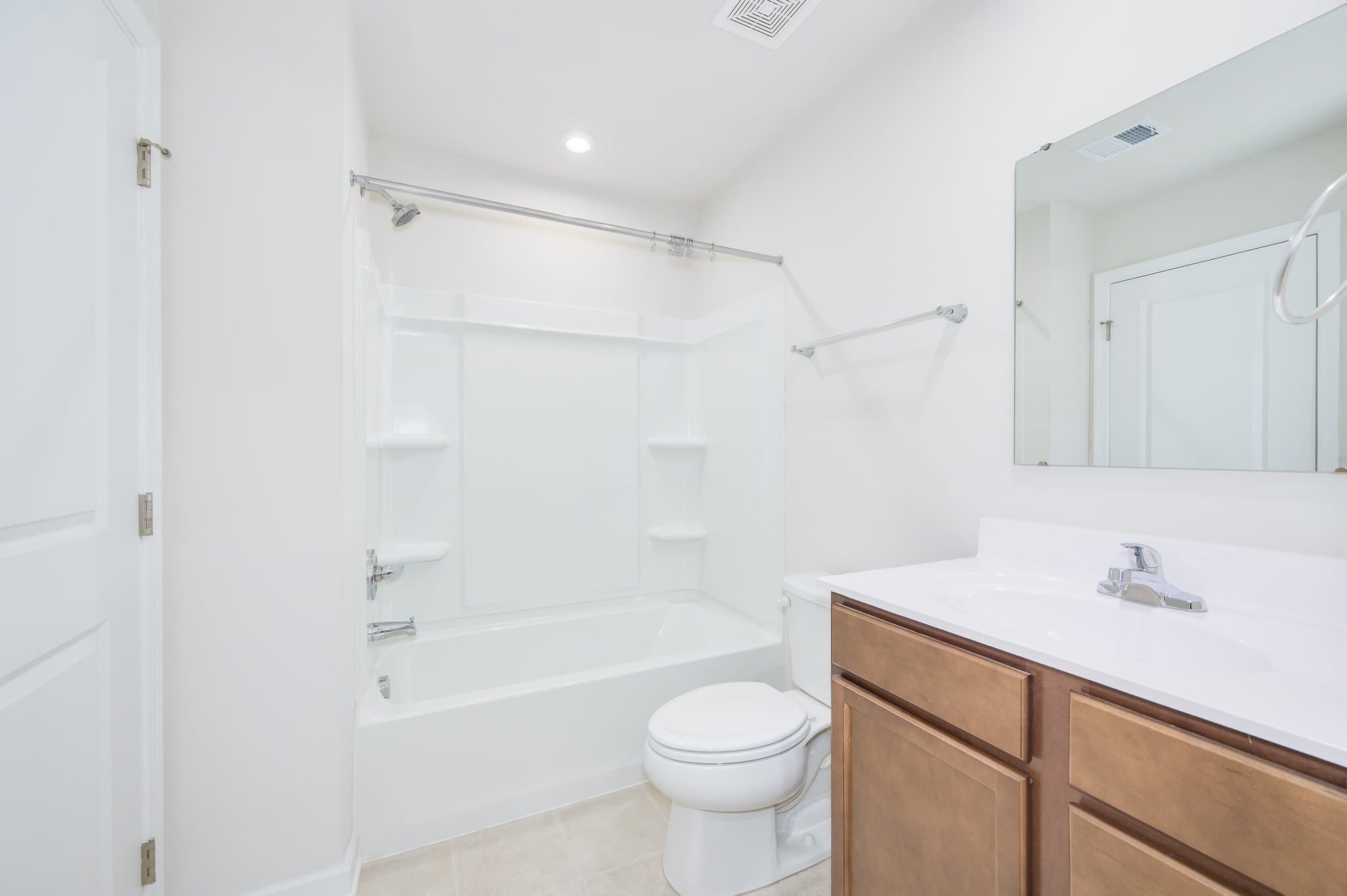Inwood Townhome: 52 Shubunkin Rd
