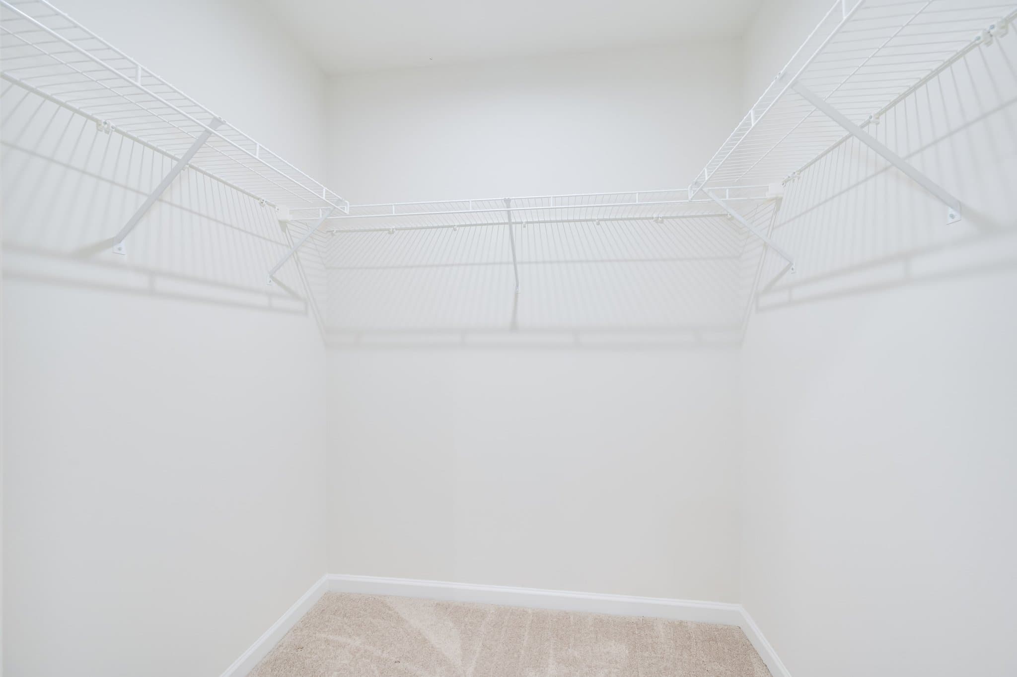 Inwood Townhome: 52 Shubunkin Rd