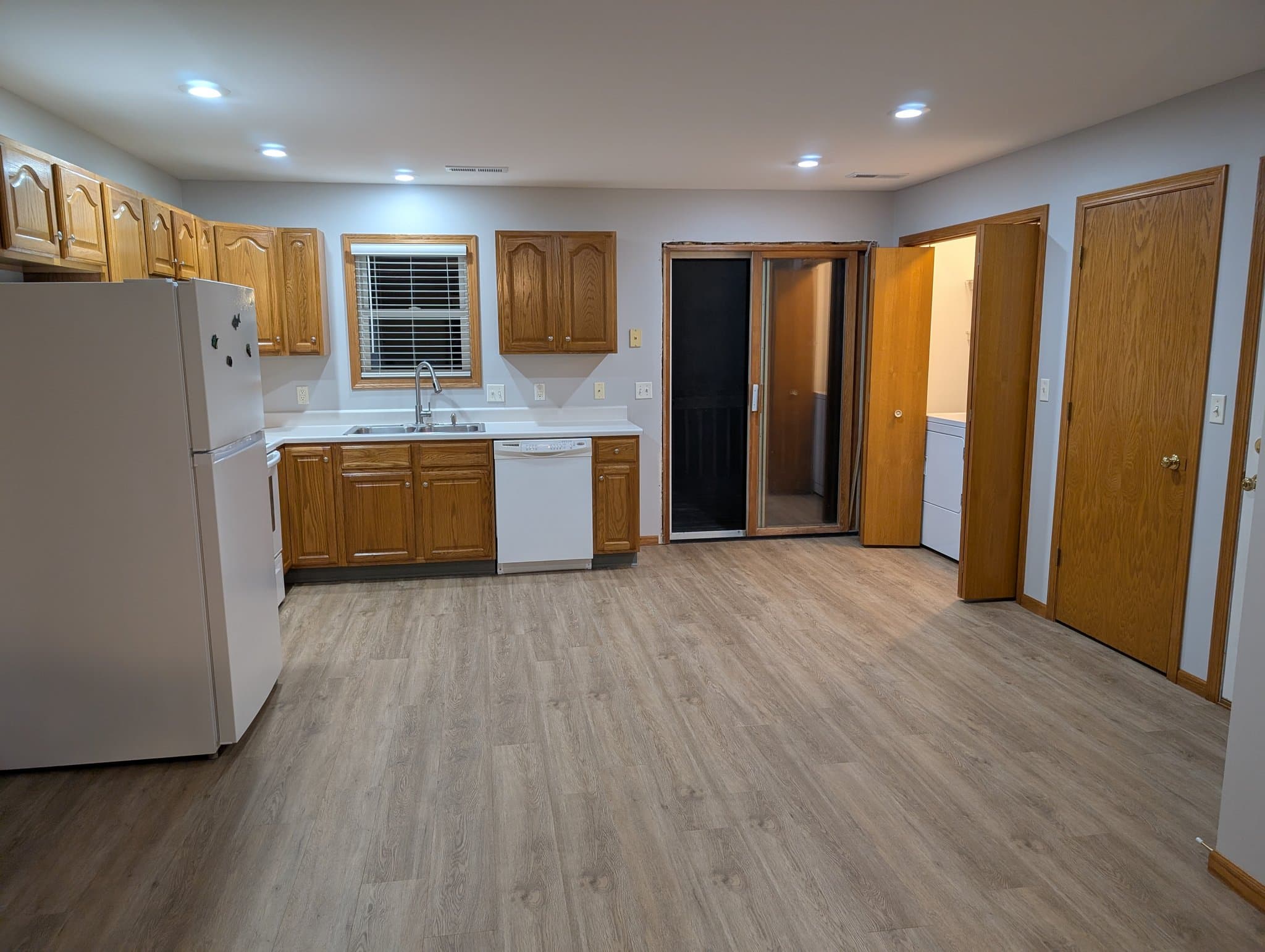 Maquoketa Multiplex: 933-939 Country Club Dr