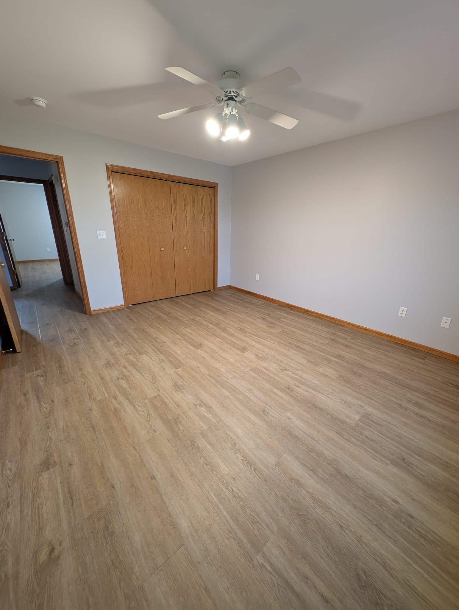 Maquoketa Multiplex: 933-939 Country Club Dr