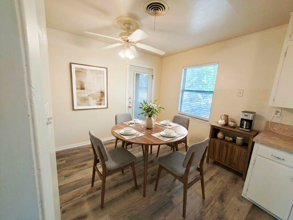 Copperas Cove House: 2118 Circle Dr