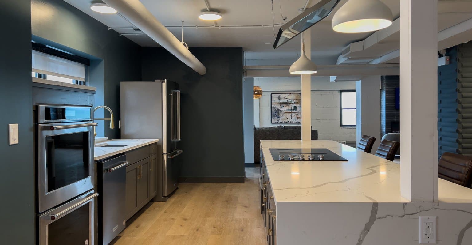 Chicago Condo: 5751 North Kenmore Avenue