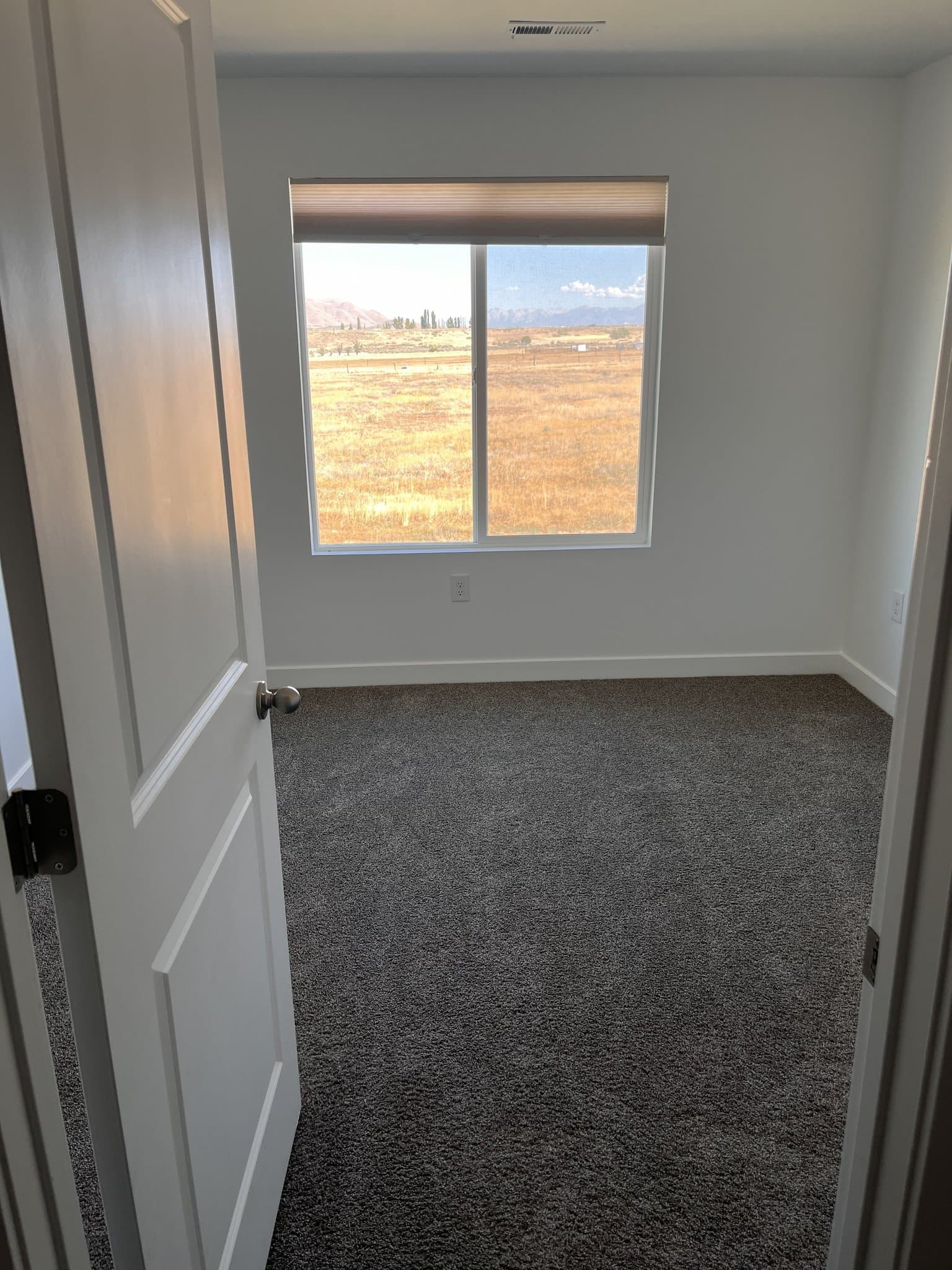 Santaquin Townhome: 1022 West broadleaf Drive
