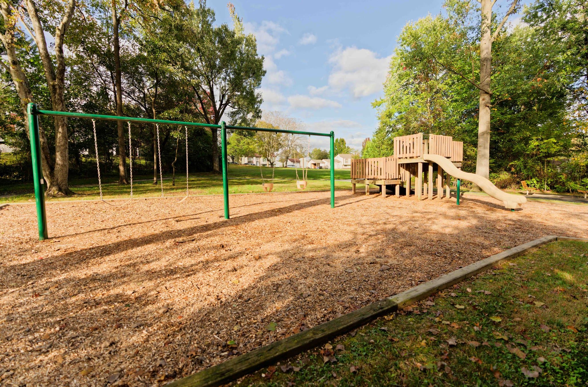 Columbia House: 6733 Pyramid Way