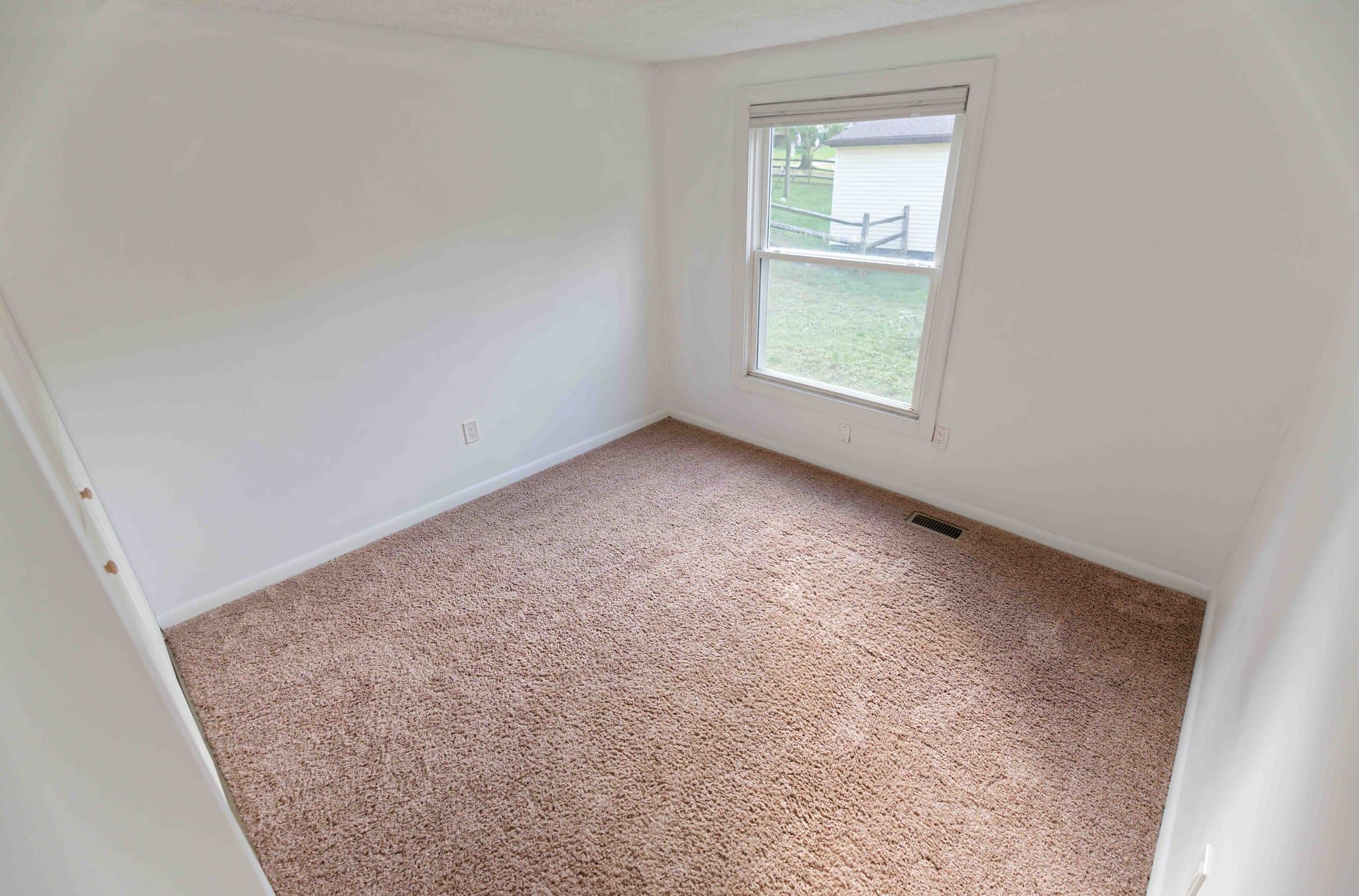 Columbia House: 6733 Pyramid Way