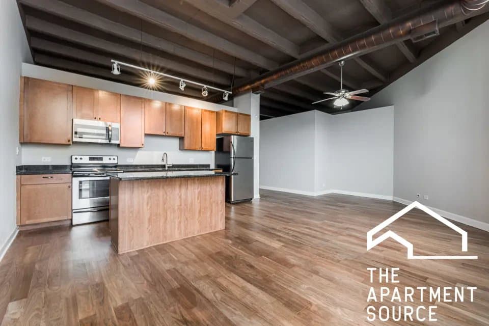 Chicago Apartment: 4131 West Belmont Avenue #413 Chicago, IL 60641