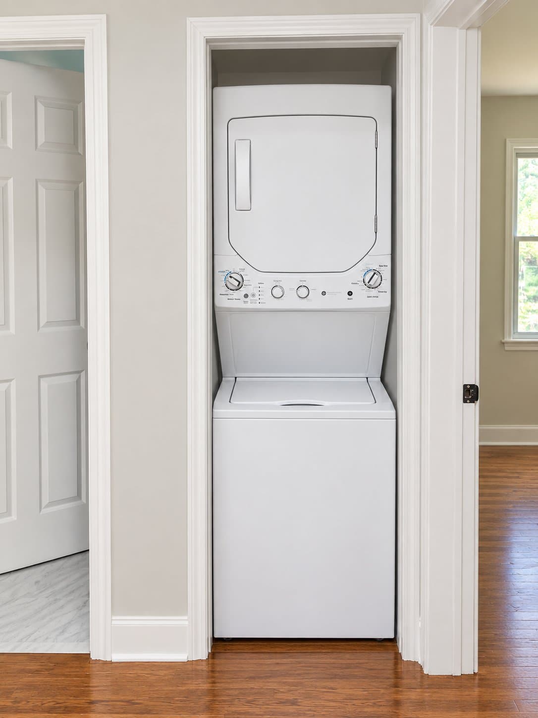 Decatur Single Room: 3159 Bobolink Dr