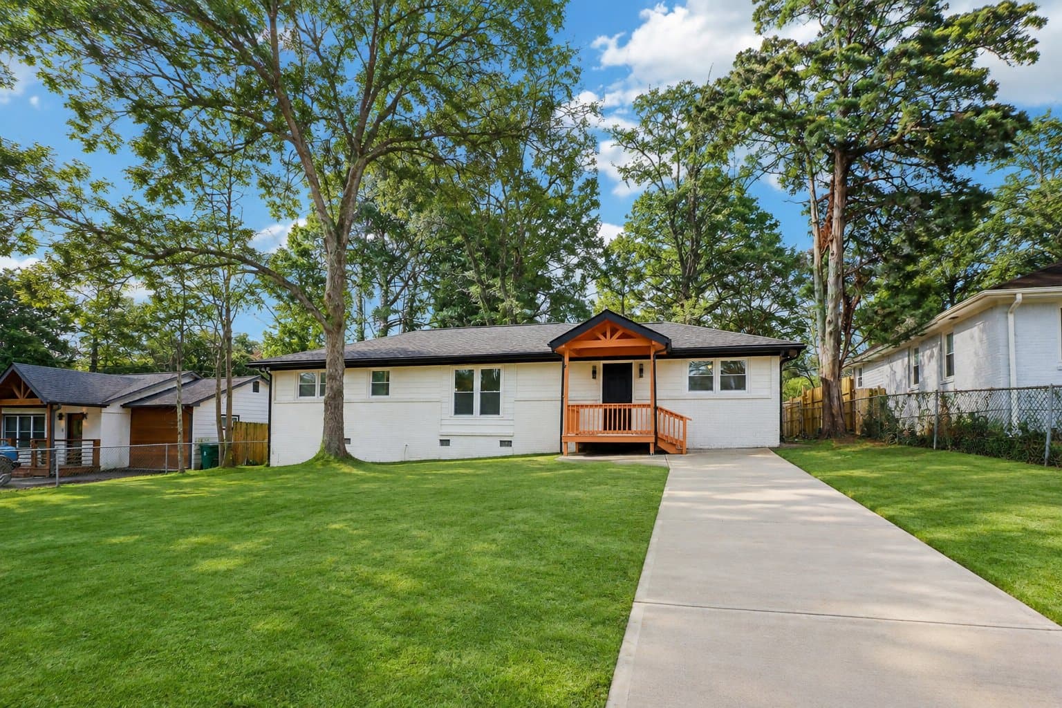 Decatur Single Room: 3159 Bobolink Dr