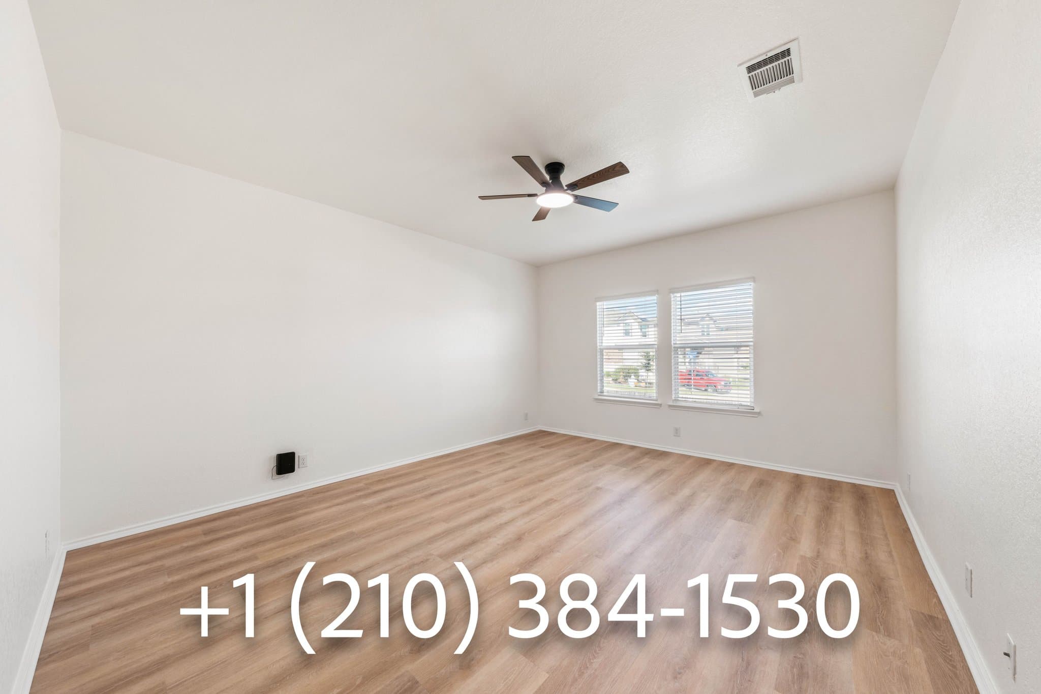 San Antonio House: 6626 Bleak Hills Blvd