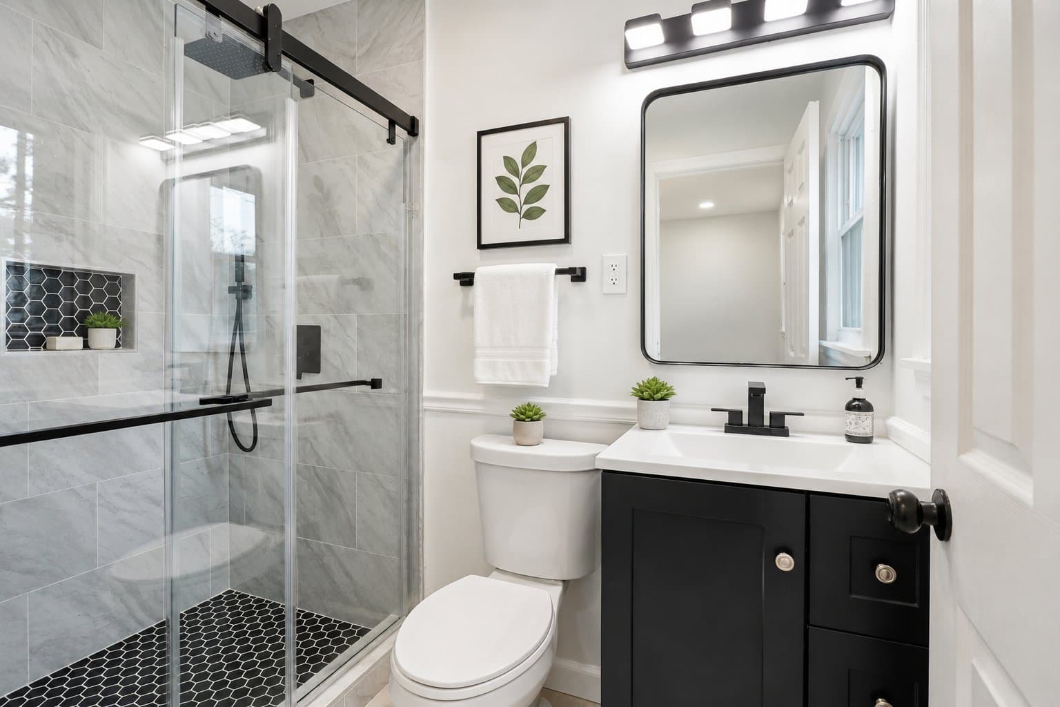 Decatur Single Room: 3159 Bobolink Dr