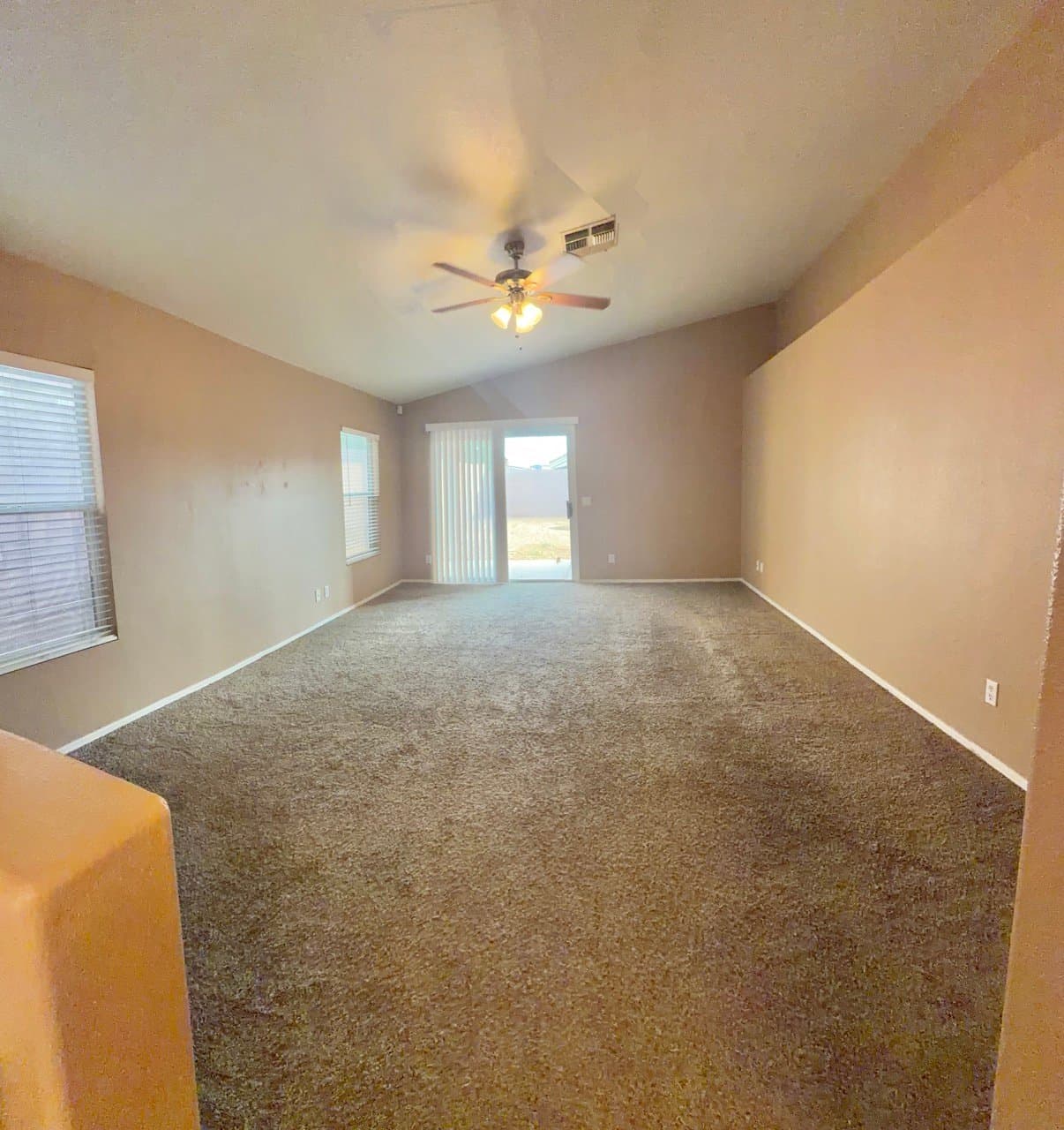 Chandler House: 963 E Monterey Street