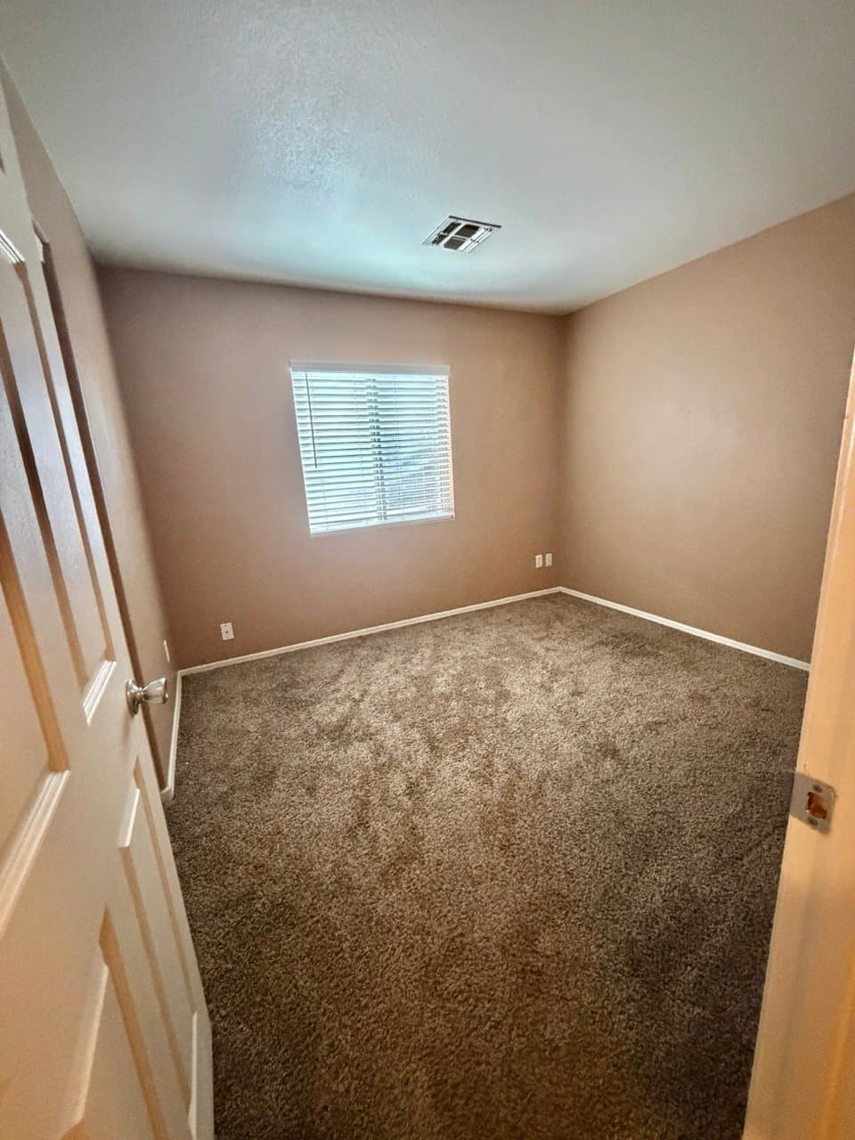Chandler House: 963 E Monterey Street