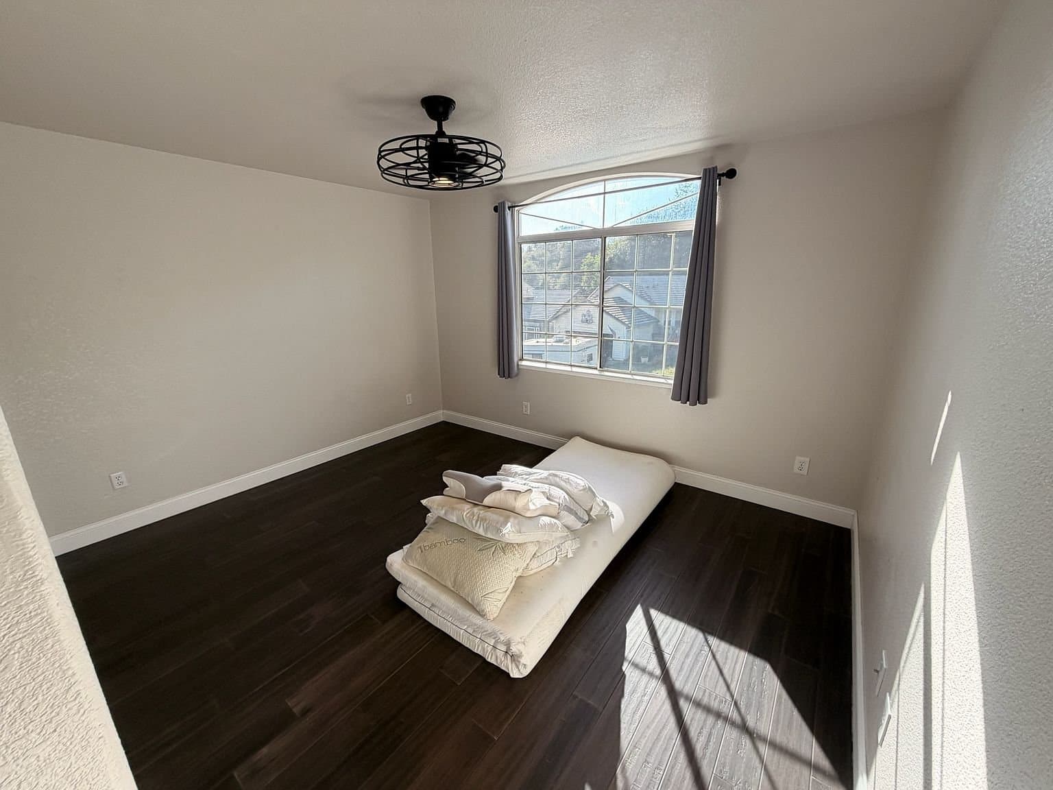 Diamond Springs House: 3222 Grace Dr