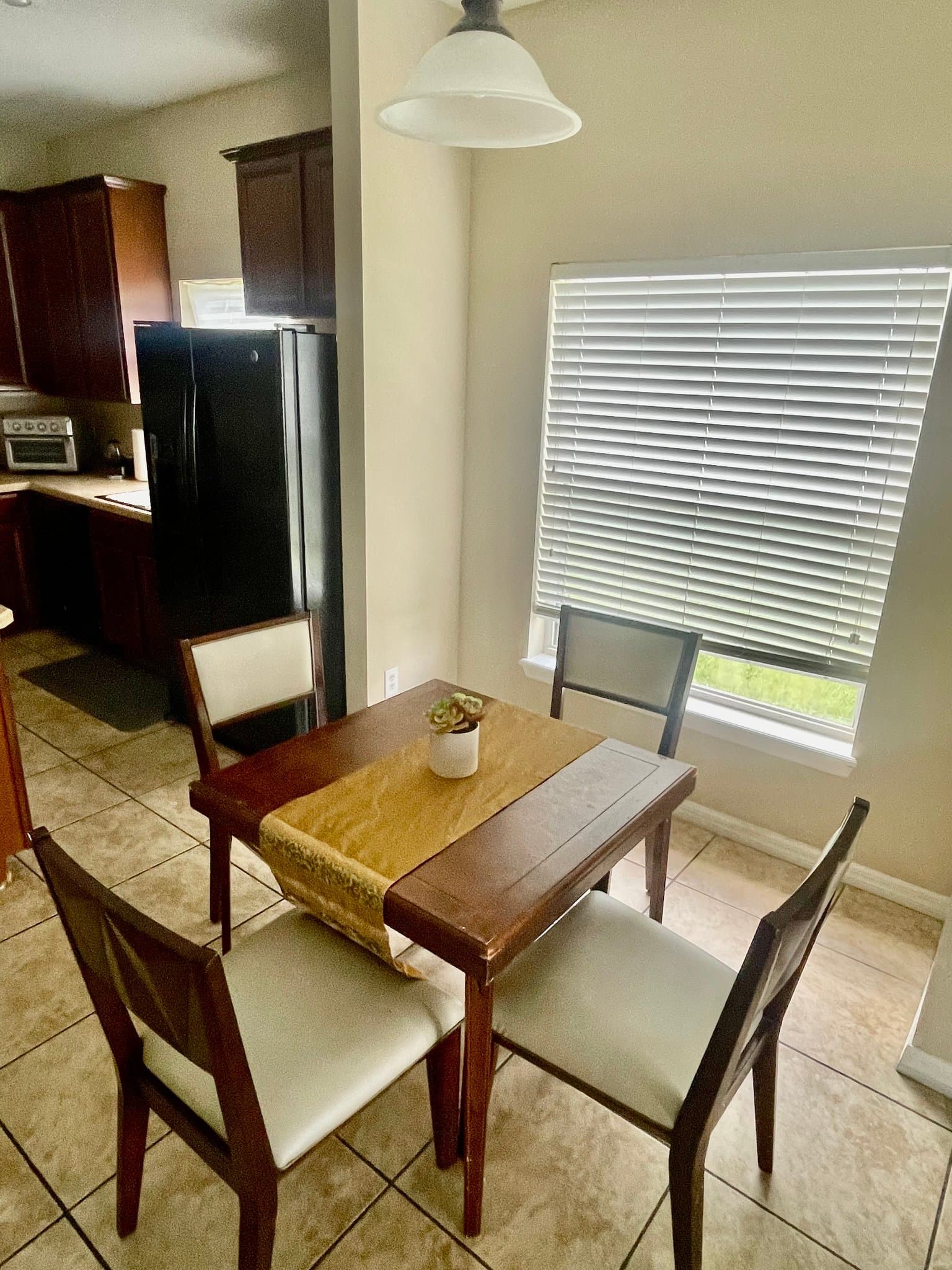 Sanford Single Room: 521 Casa Marina Pl