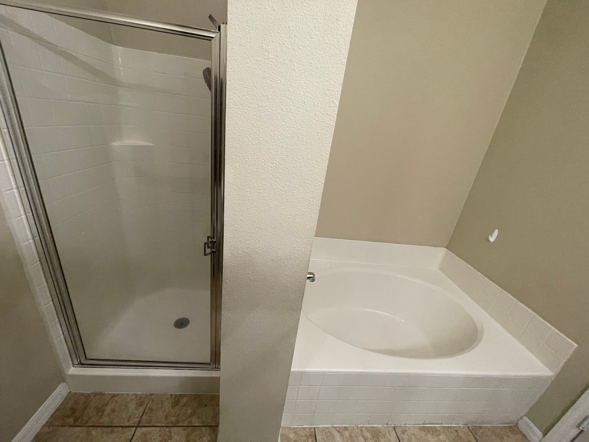 Sanford Single Room: 521 Casa Marina Pl