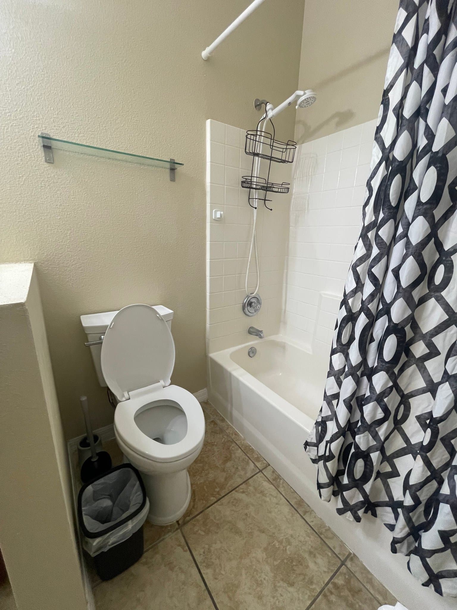Sanford Single Room: 521 Casa Marina Pl