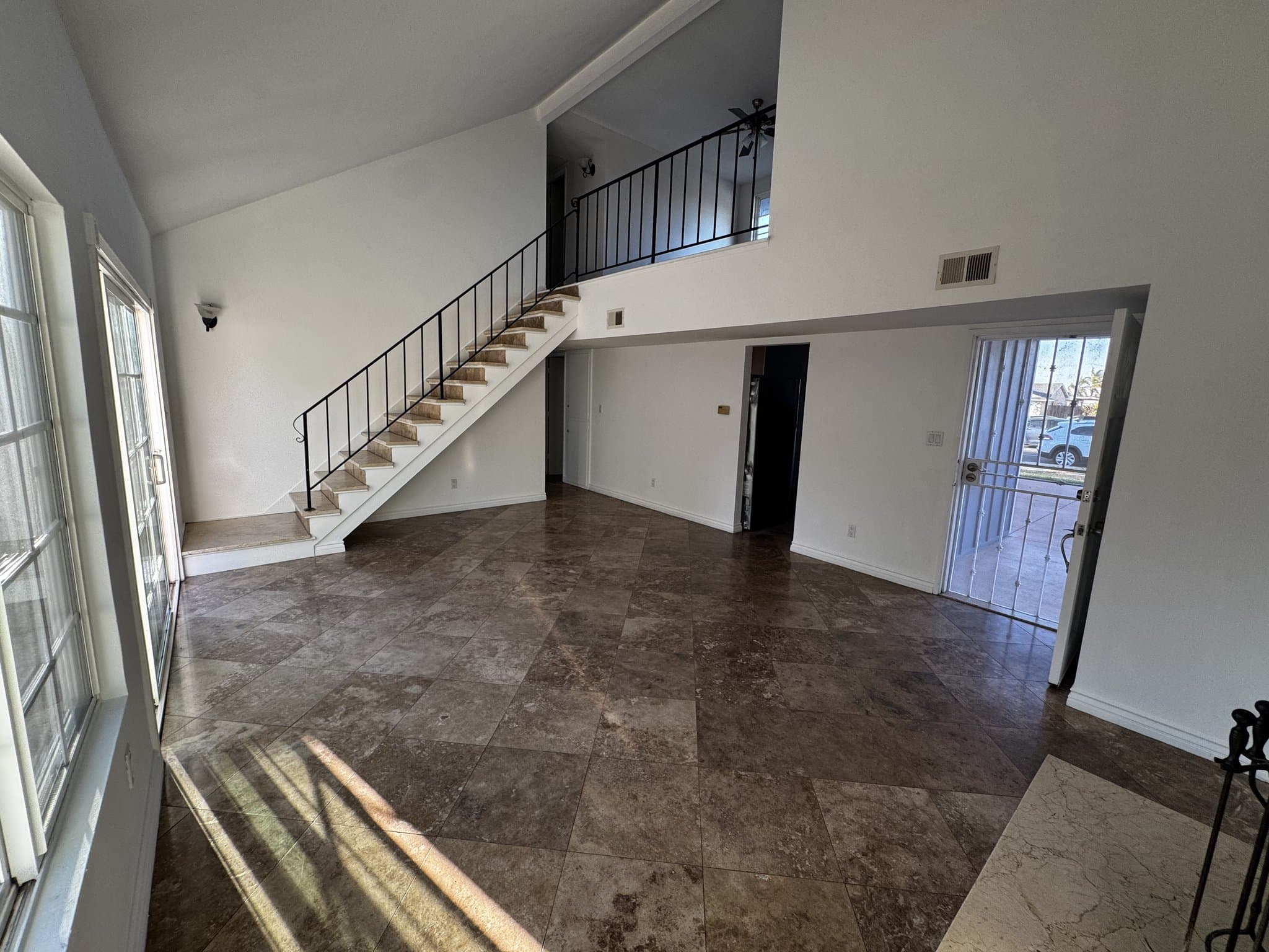 San Diego House: 3831 Palm Ave