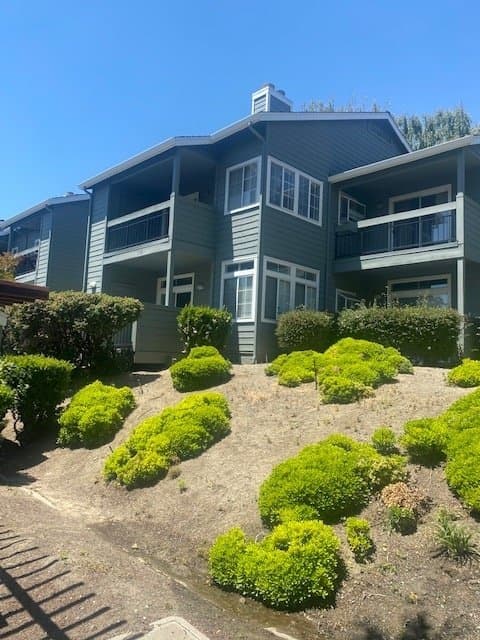 Pleasanton Condo: 8040 Mountain View Dr