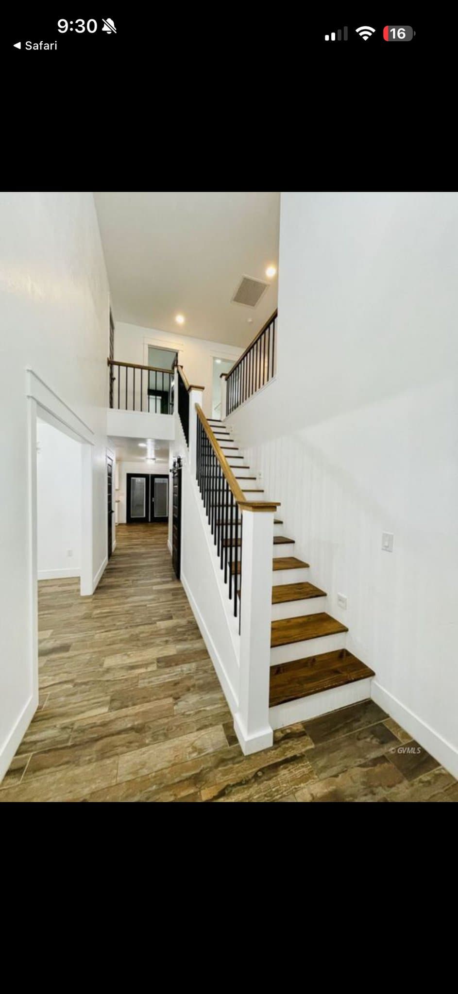 Thatcher House: 1856 N Cota Ln