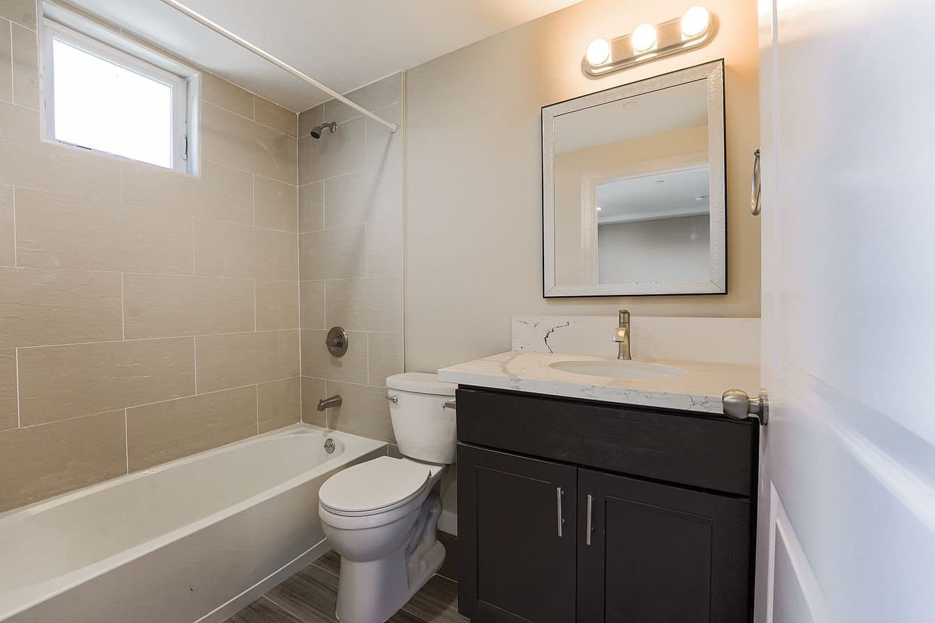 North Hills Apartment: 8837 Burnet Ave