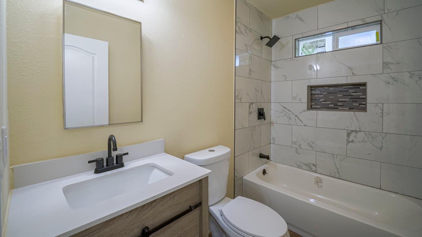 Stockton House: 3530 marfargoa drive