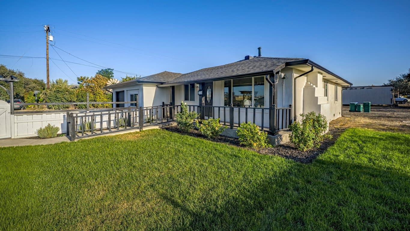 Stockton House: 3530 marfargoa drive