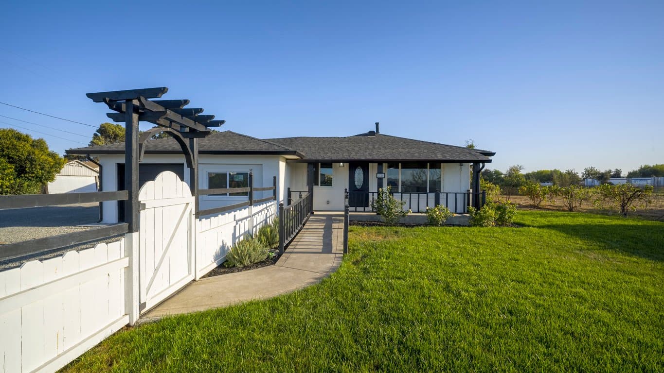 Stockton House: 3530 marfargoa drive
