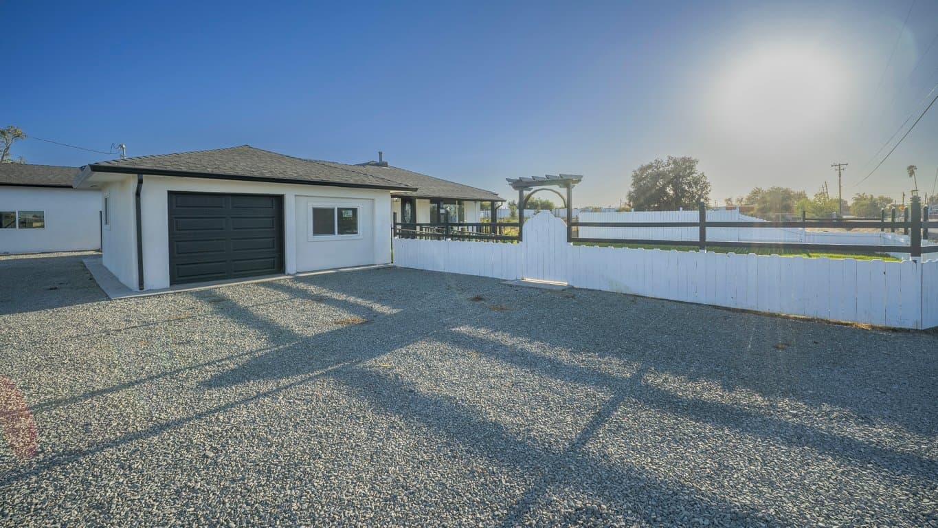 Stockton House: 3530 marfargoa drive