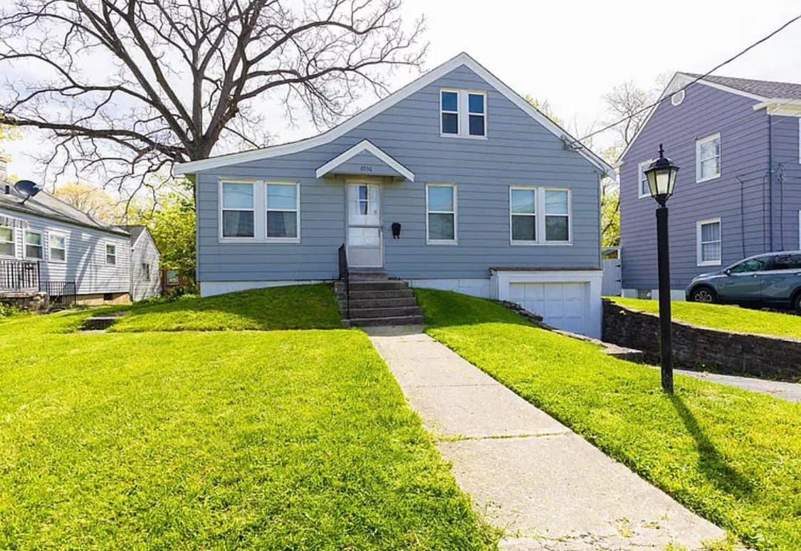 Cincinnati House: 6956 Silverton Ave