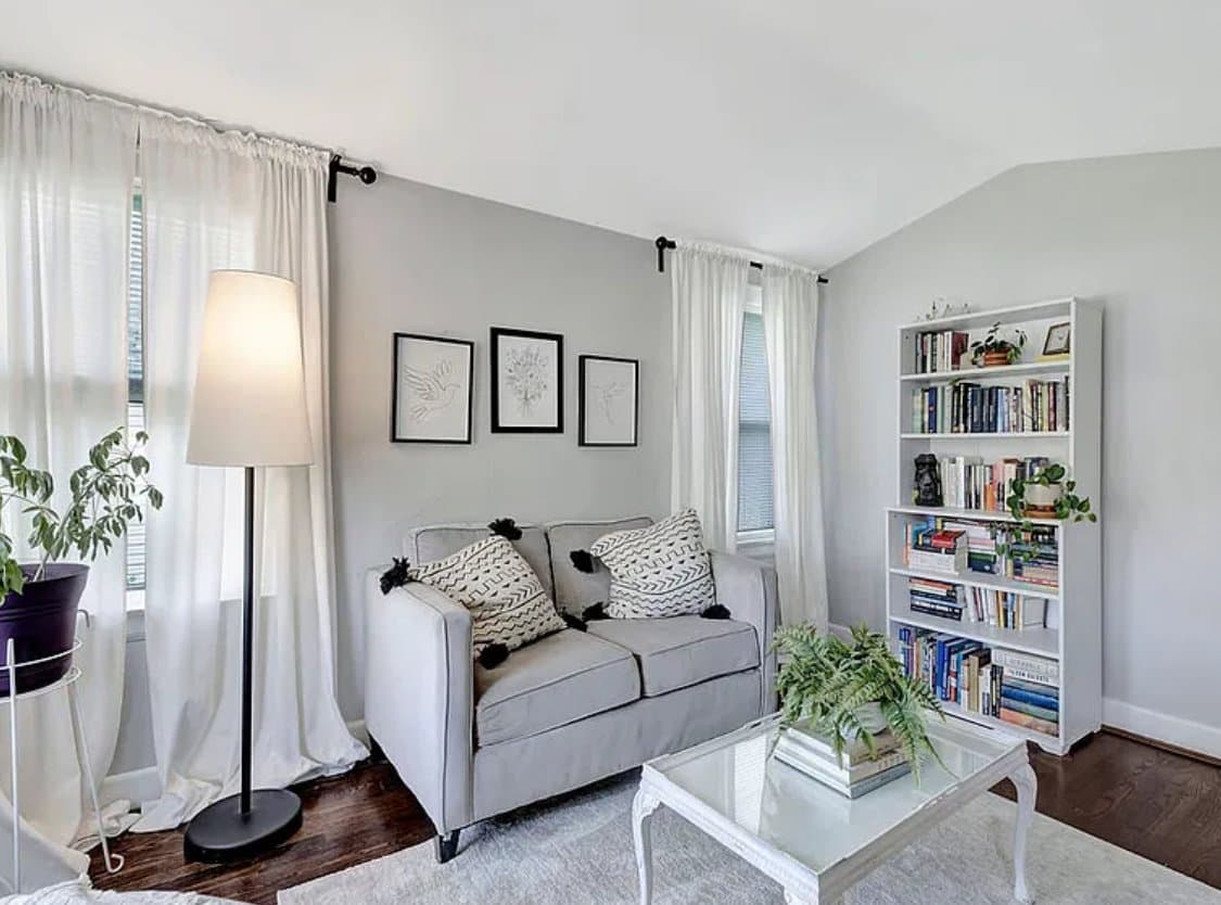 Cincinnati House: 6956 Silverton Ave
