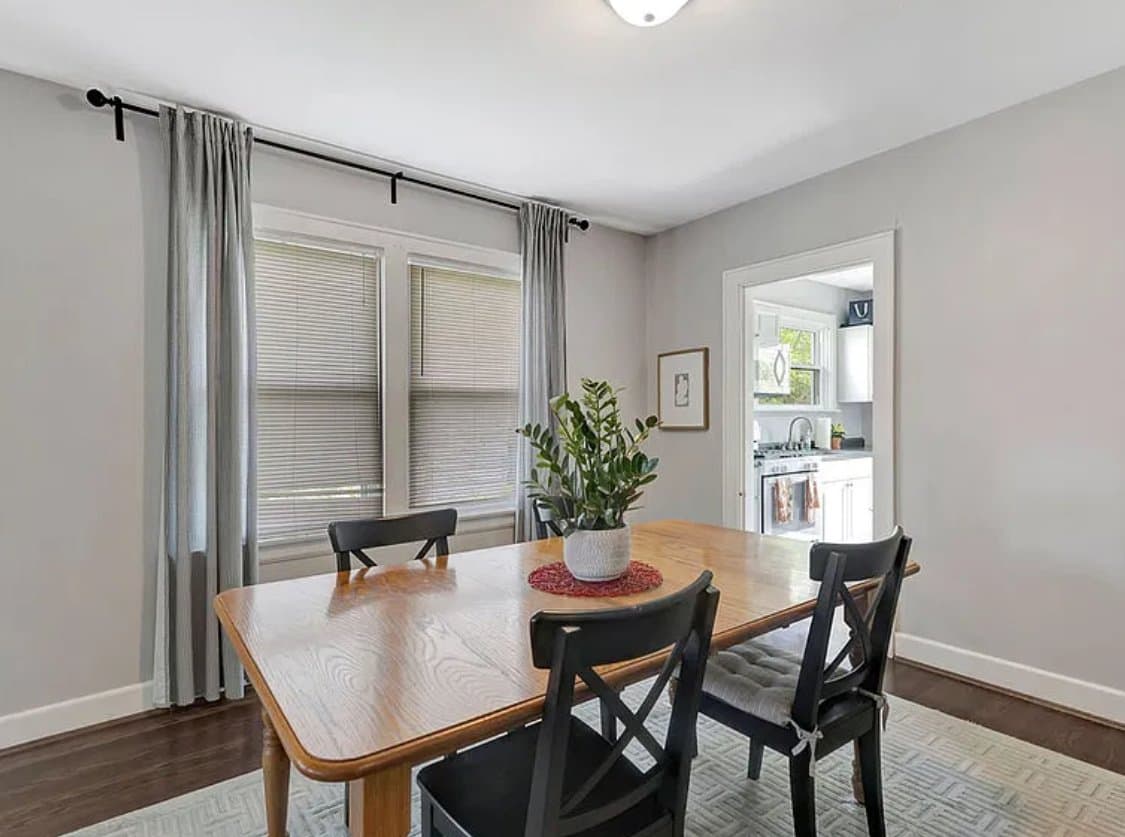 Cincinnati House: 6956 Silverton Ave