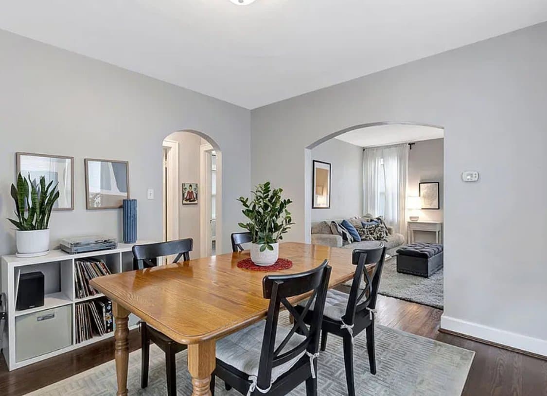Cincinnati House: 6956 Silverton Ave