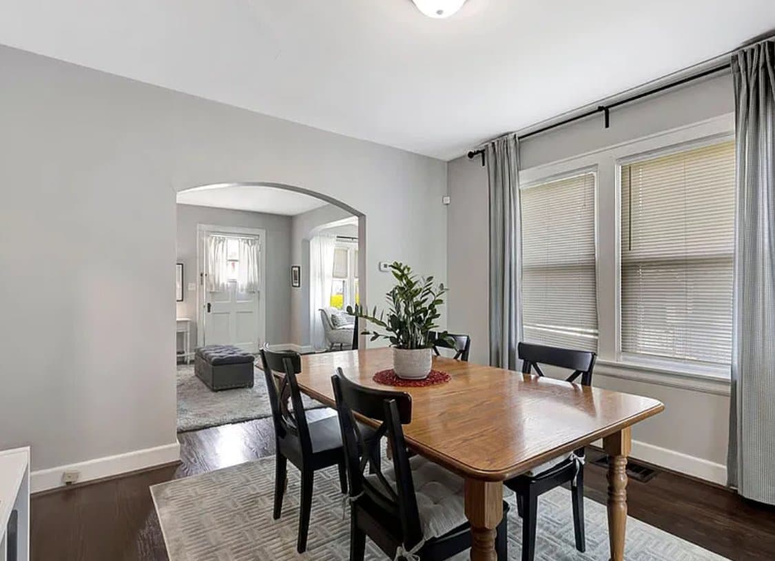 Cincinnati House: 6956 Silverton Ave
