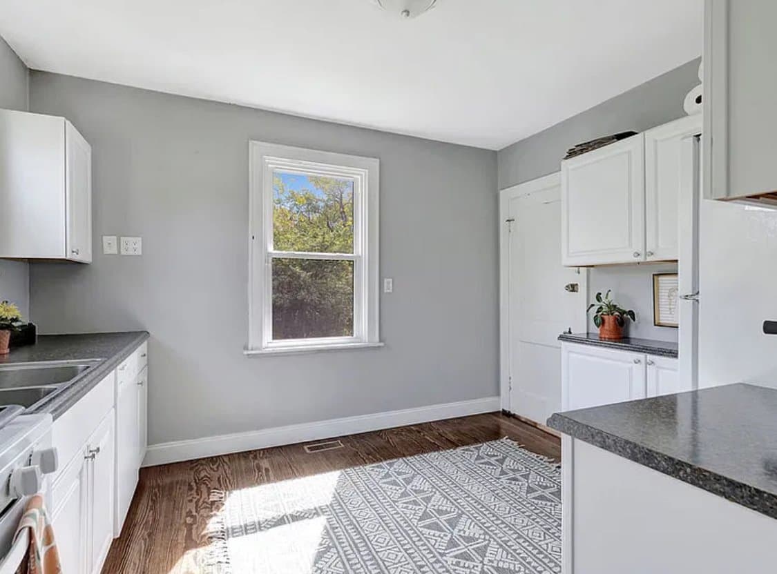 Cincinnati House: 6956 Silverton Ave