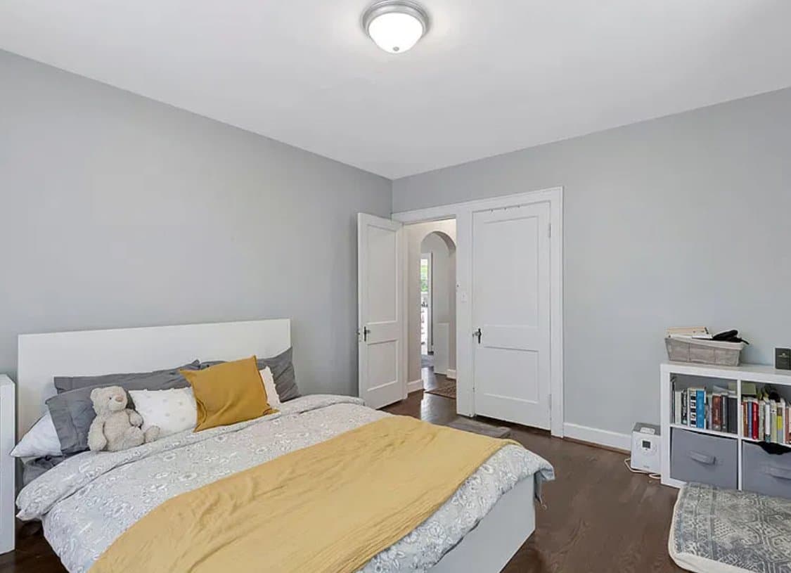 Cincinnati House: 6956 Silverton Ave