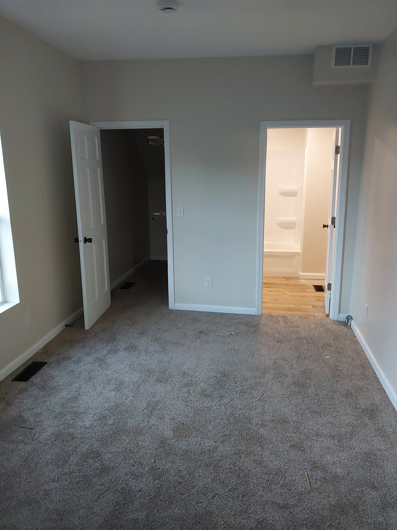 South Bend House: 2627 W Monroe St