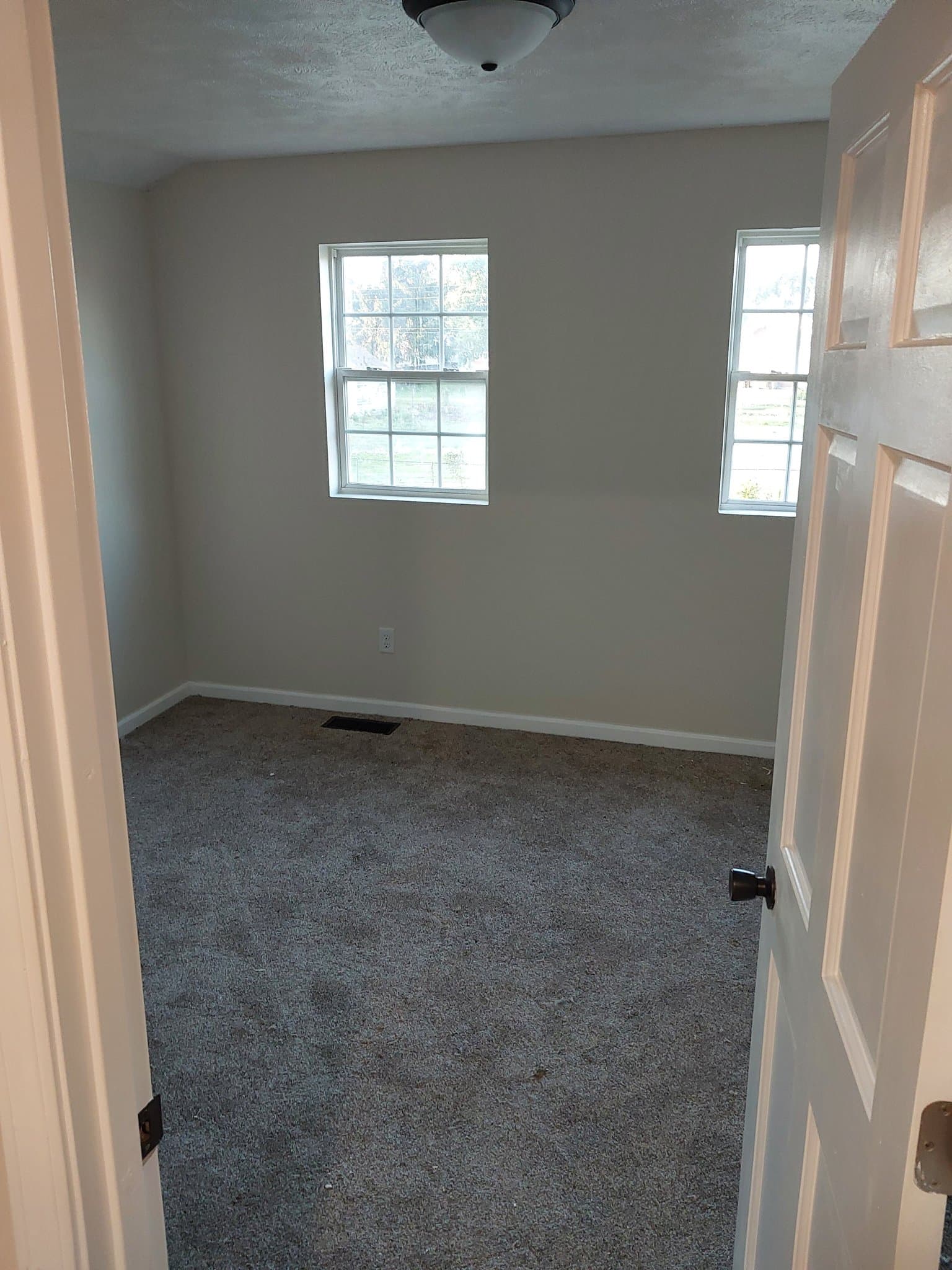 South Bend House: 2627 W Monroe St