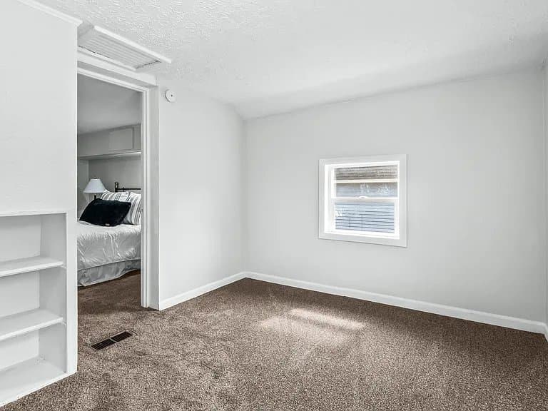 Three Rivers House: 1115 S Main St
