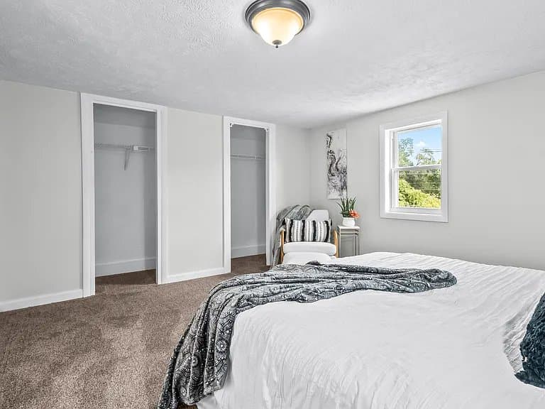 Three Rivers House: 1115 S Main St