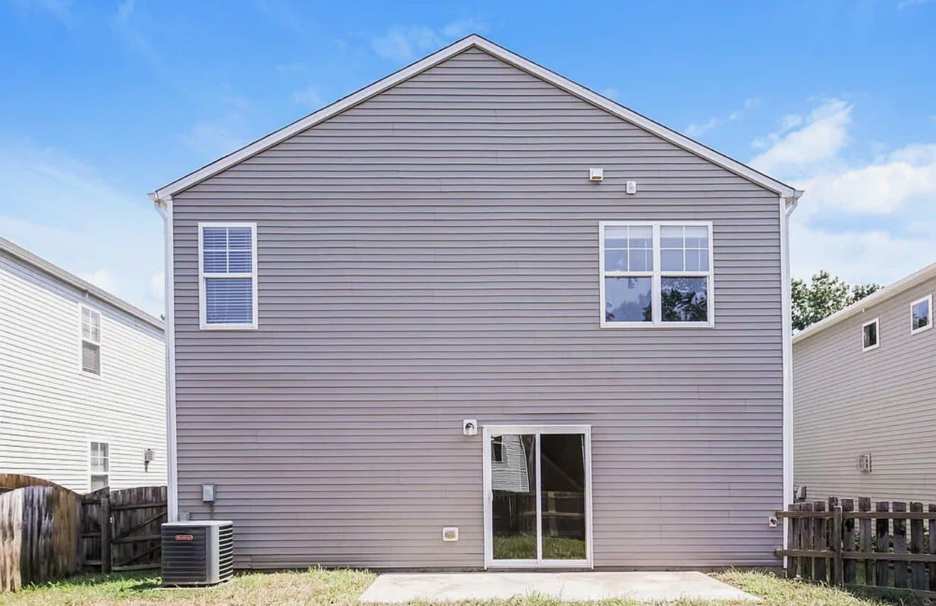 Clayton House: 63 Brookhaven Dr