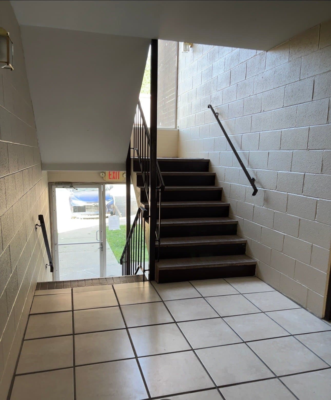 Akron Condo: 725 E Waterloo Rd