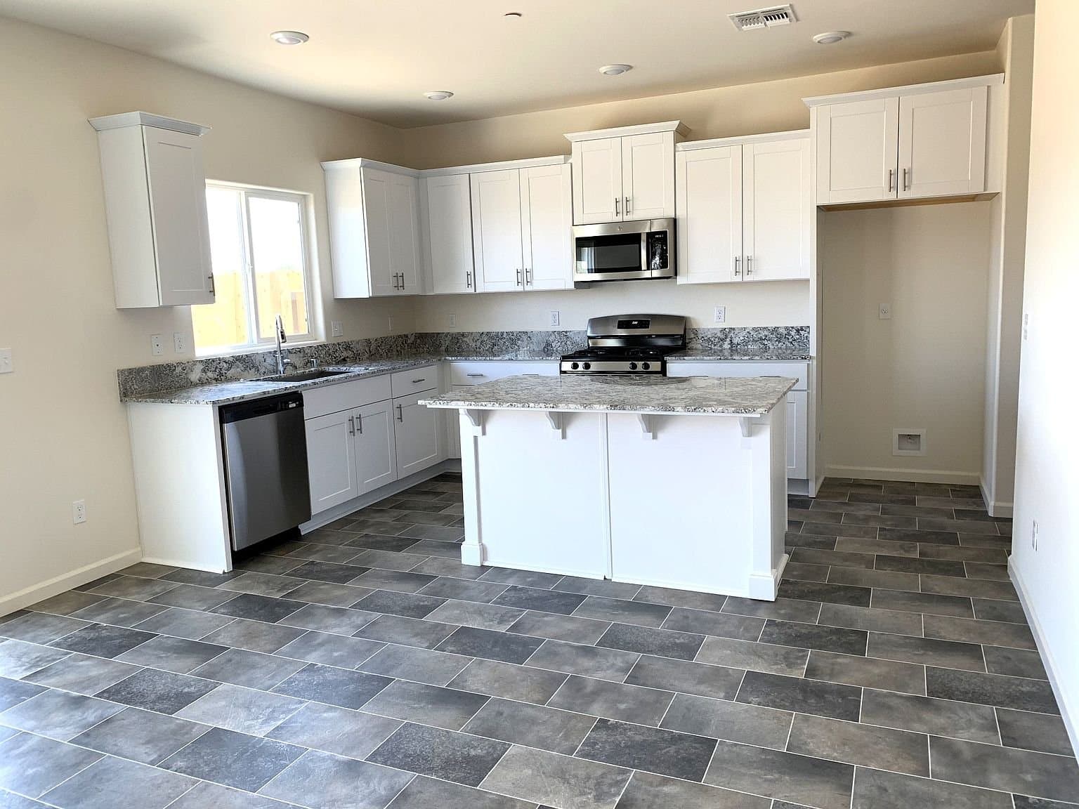 Merced House: 4254 Theresa Ln