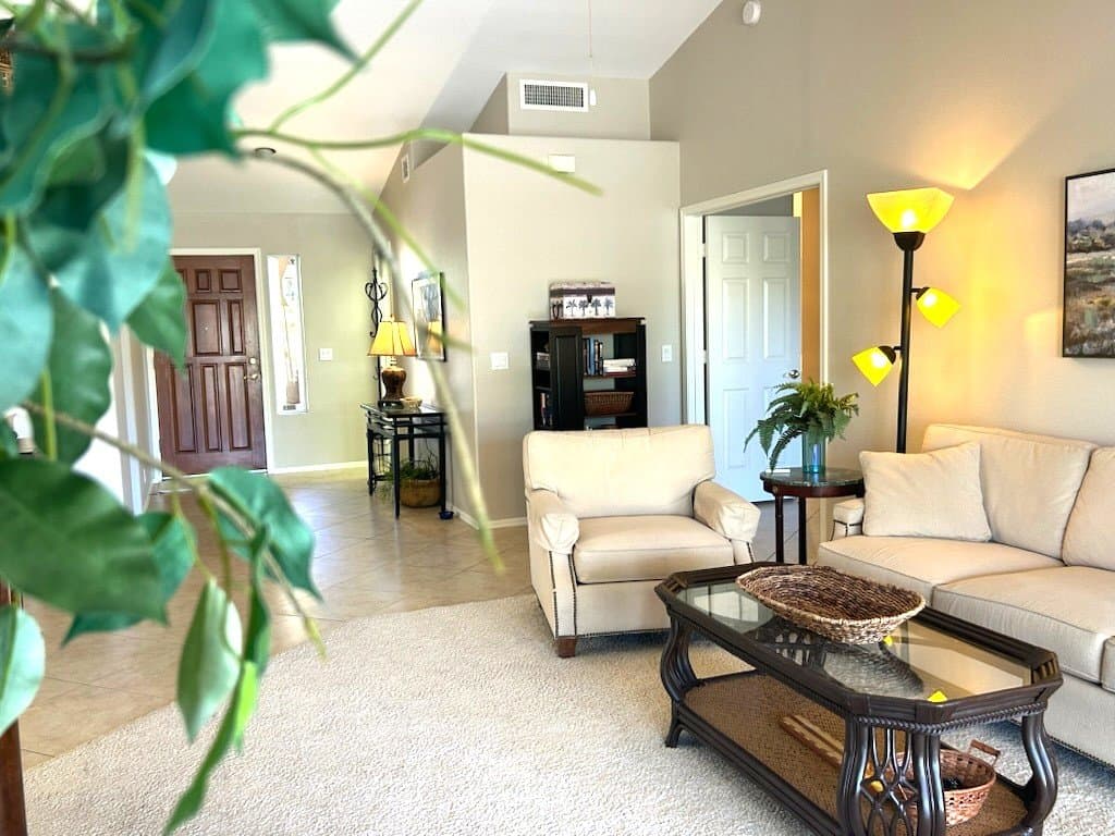 Peoria Townhome: 19034 N 83rd Dr