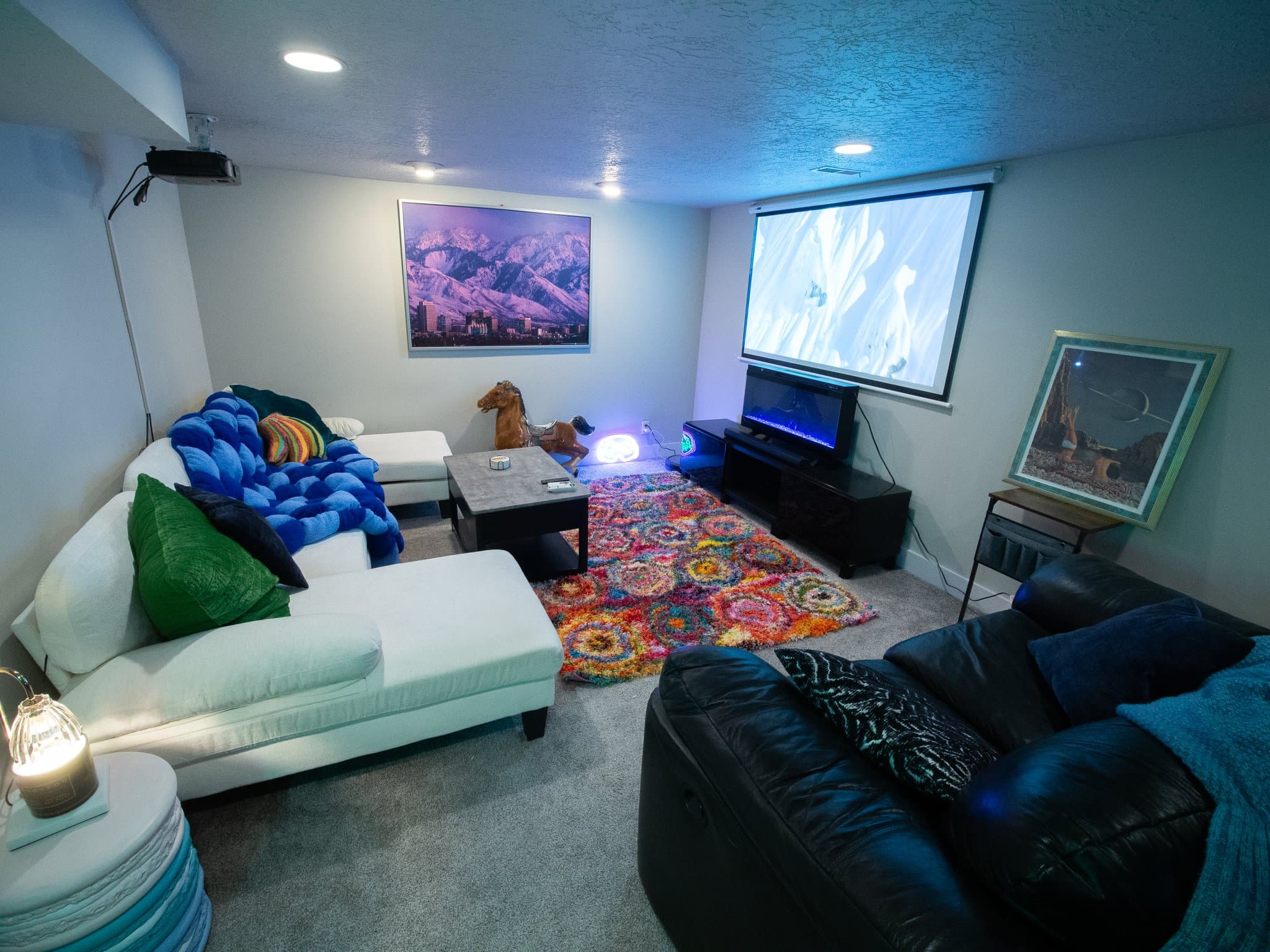 Sandy Single Room: 2205 E 9800 S