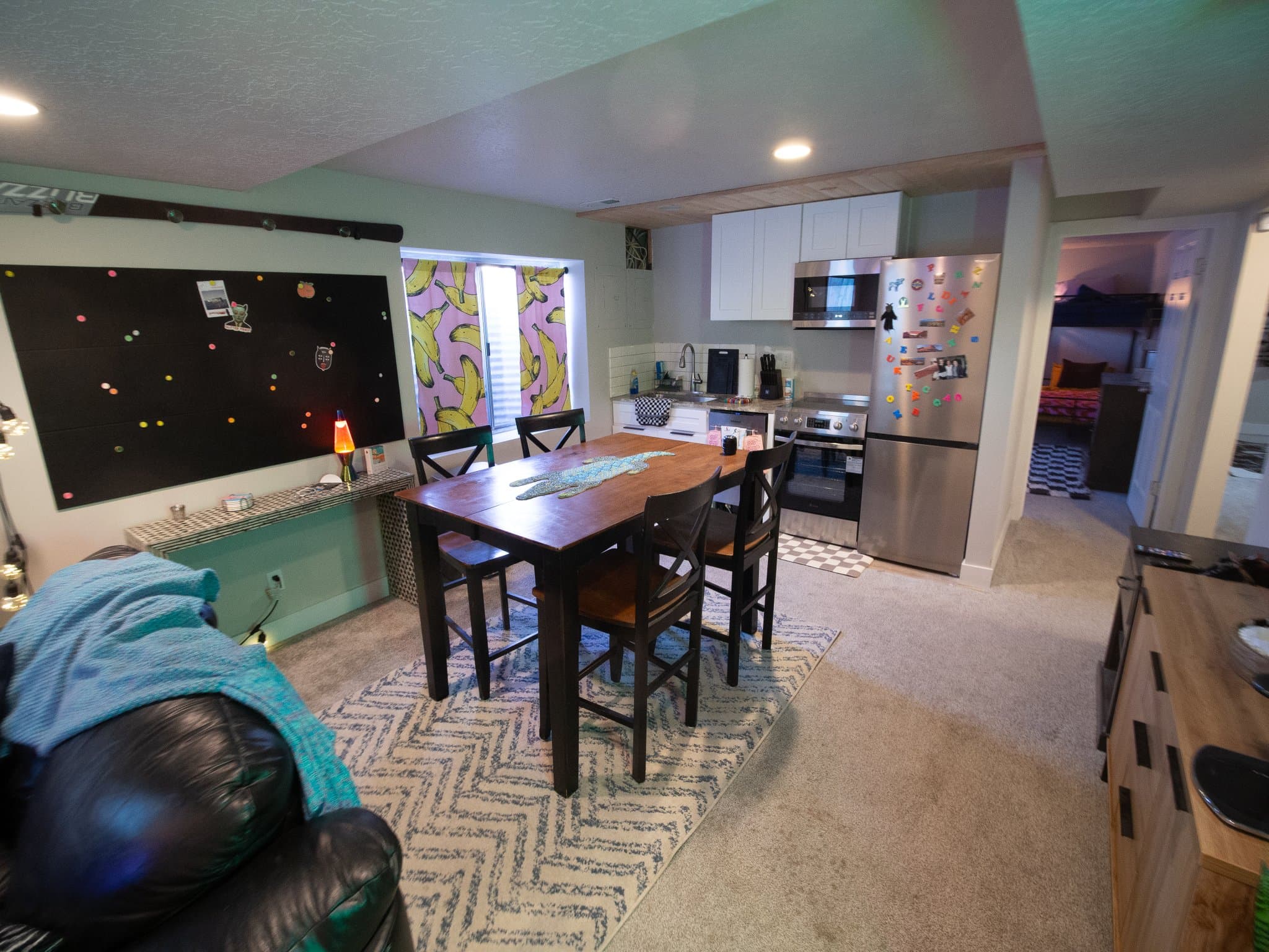 Sandy Single Room: 2205 E 9800 S